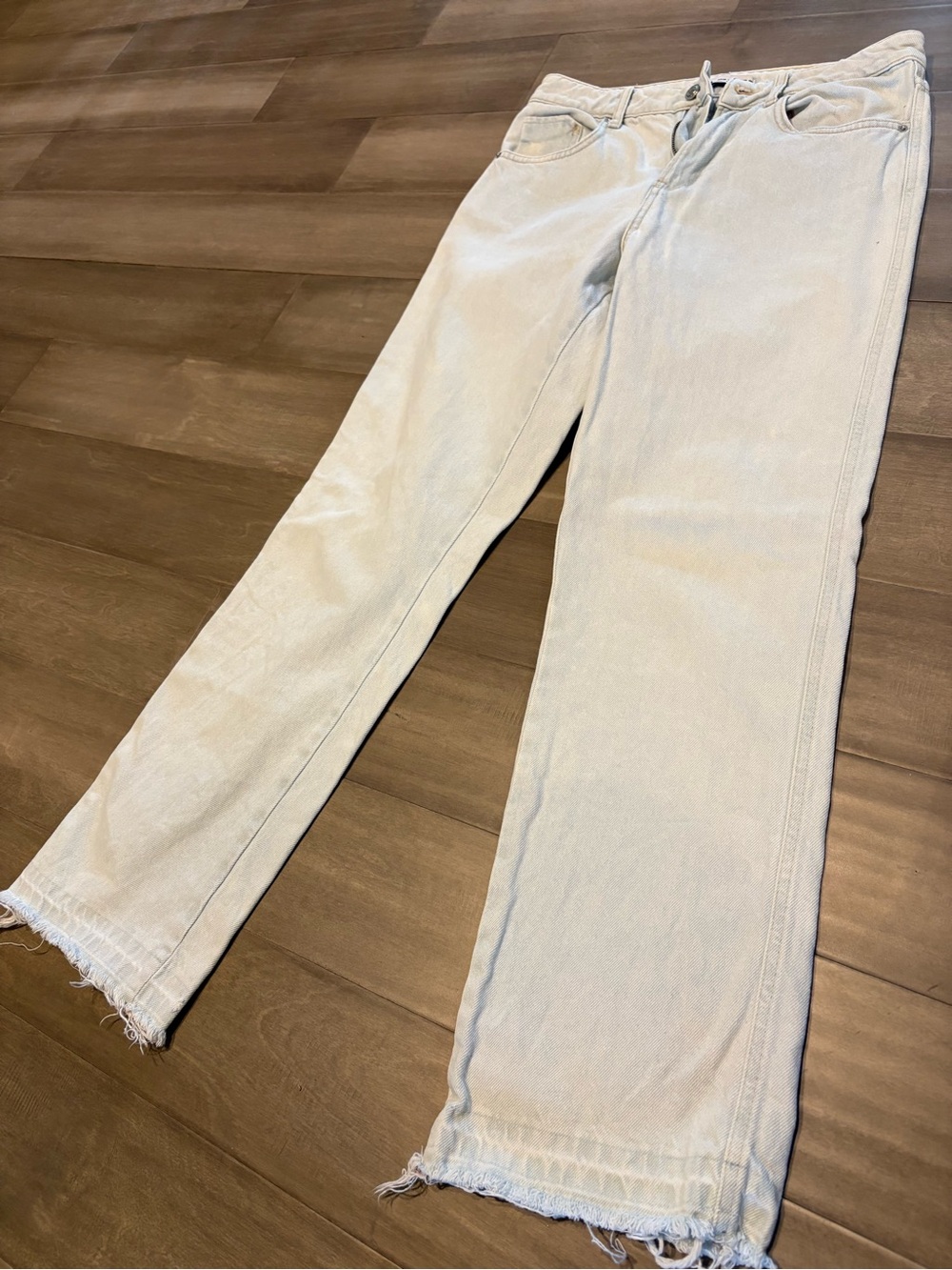 Zara Light Wash Women’s Jeans - Classic Straight Leg